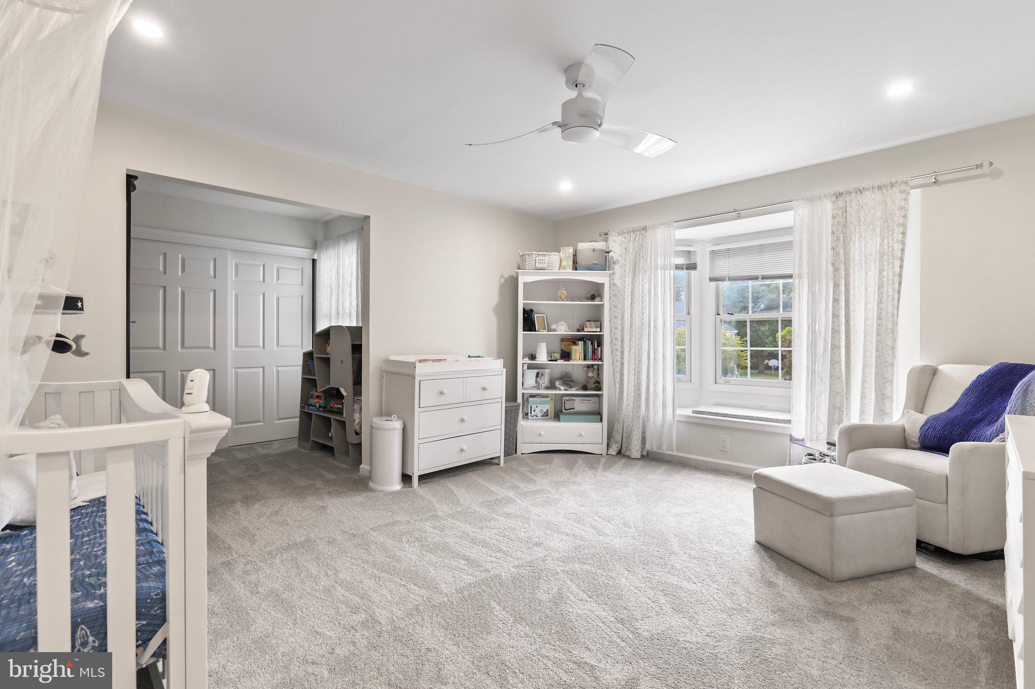 5 Glacier Dr