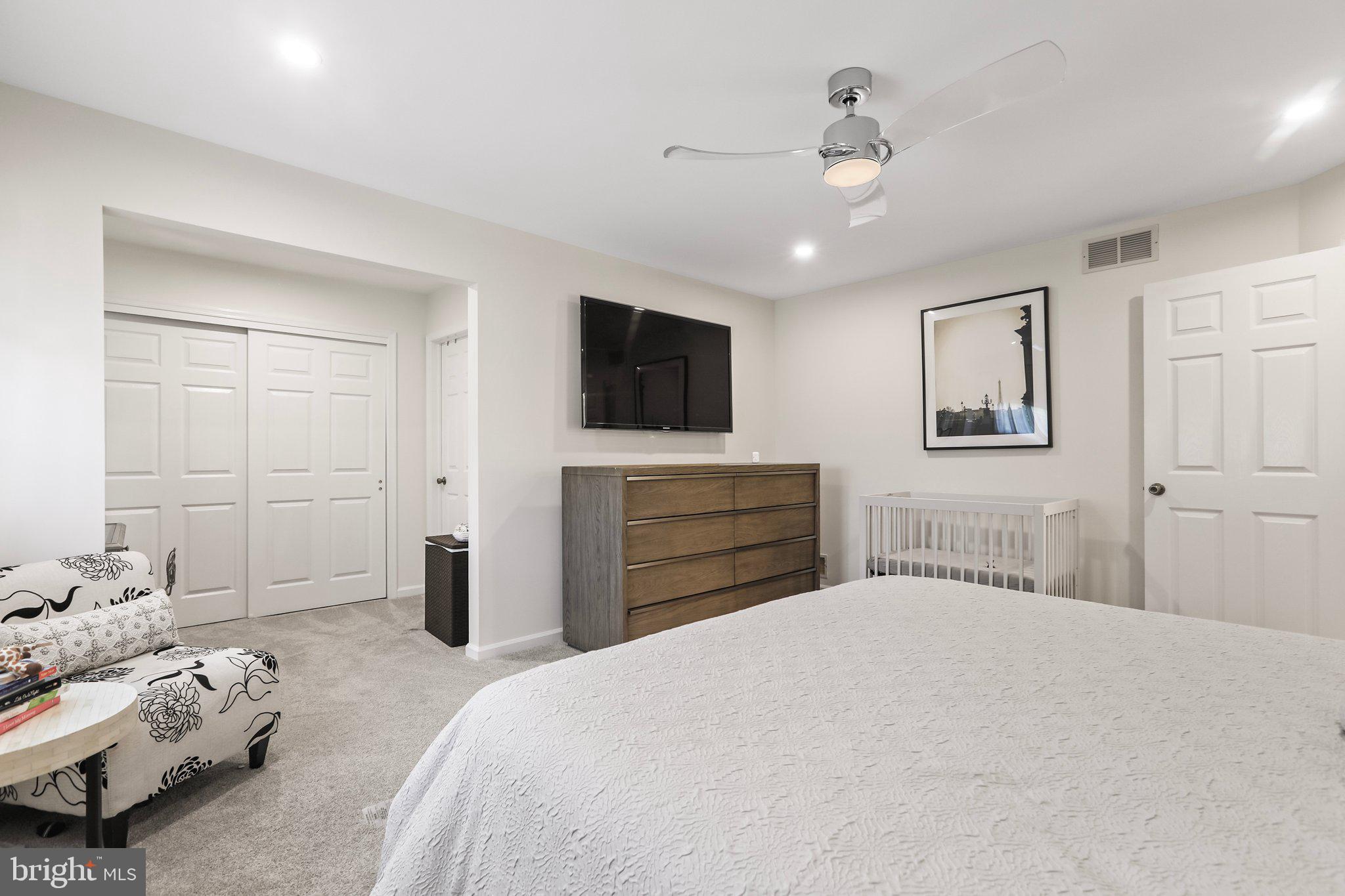 5 Glacier Dr
