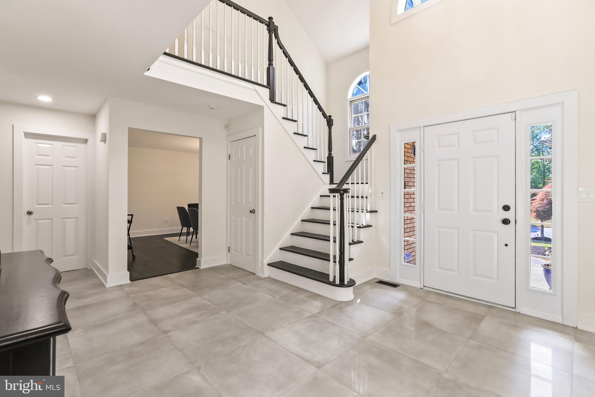 5 Glacier Dr