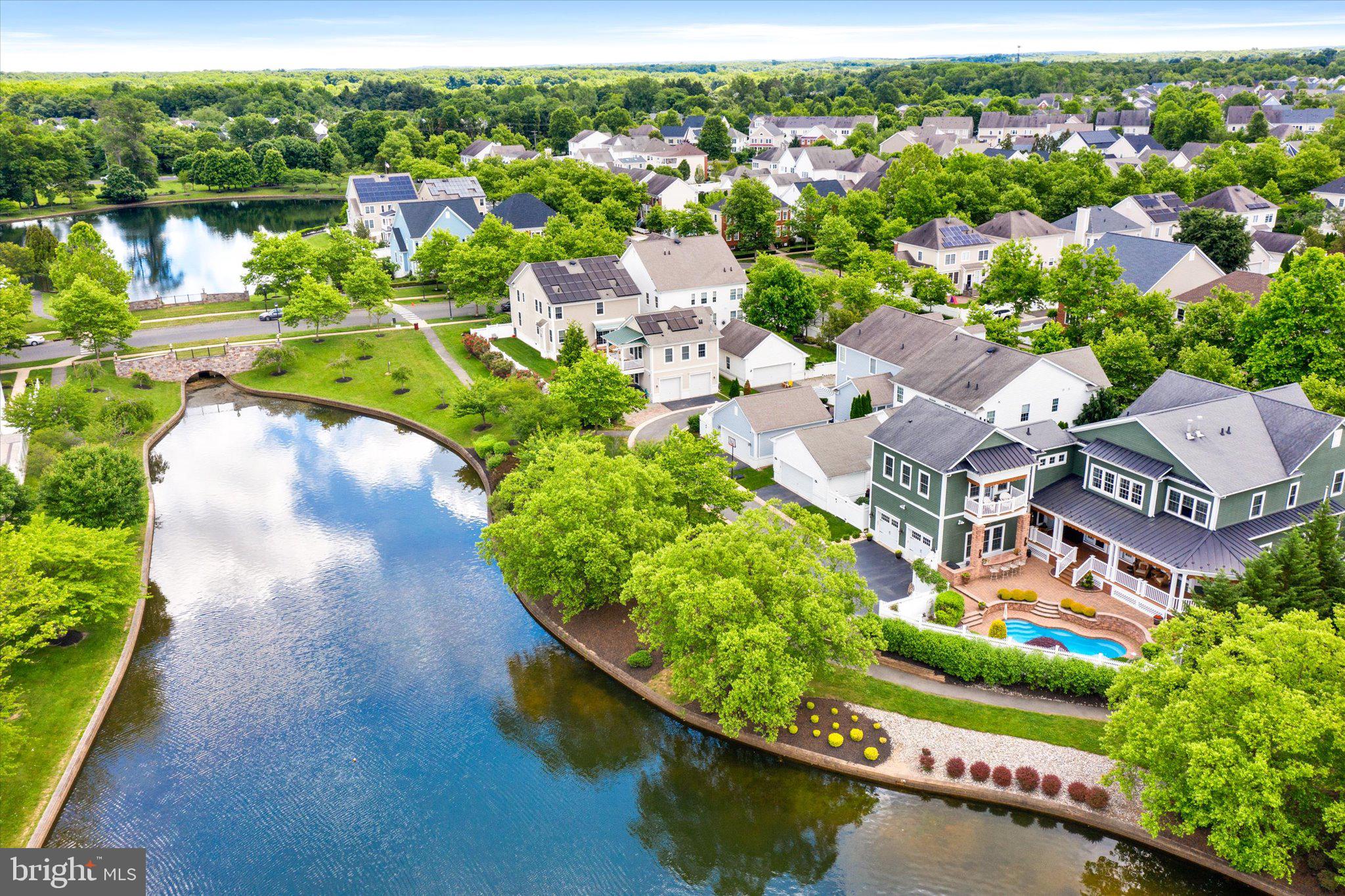1133 Lake