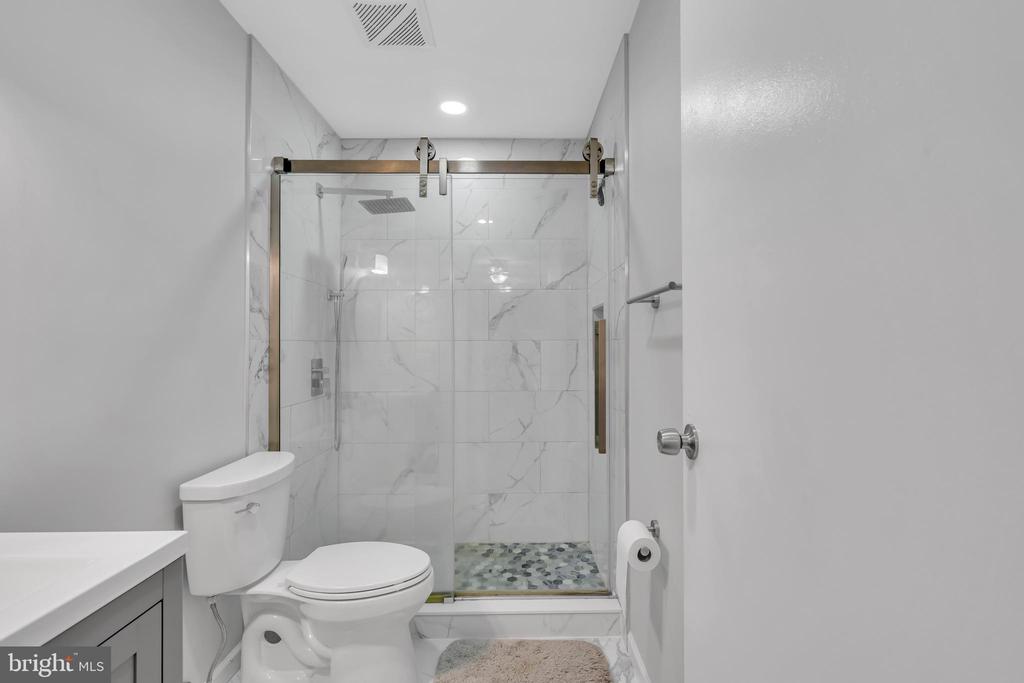 18 Charlene Ct