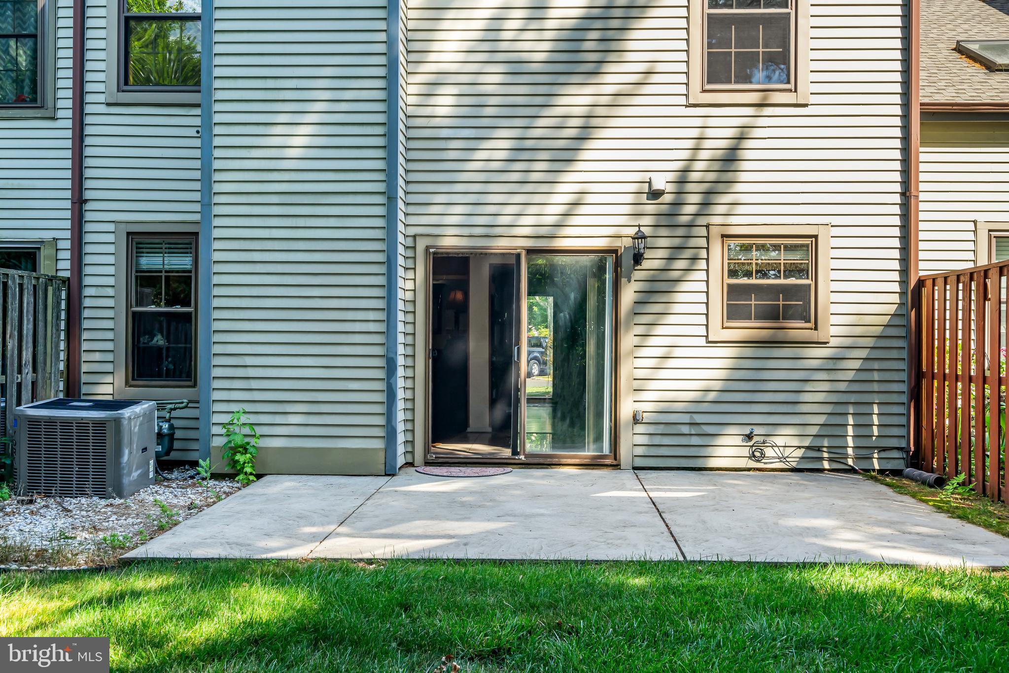 18 Charlene Ct