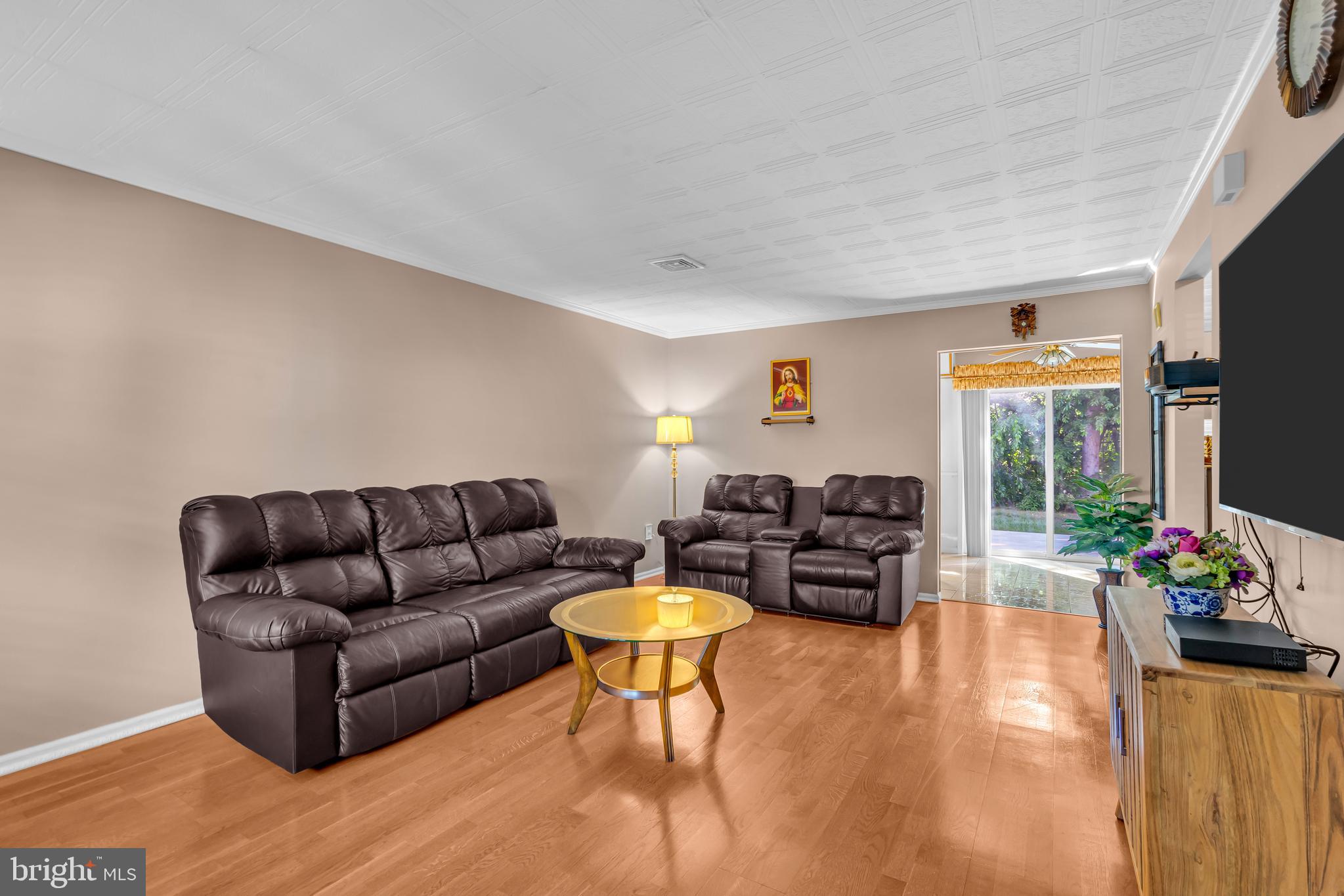 18 Charlene Ct