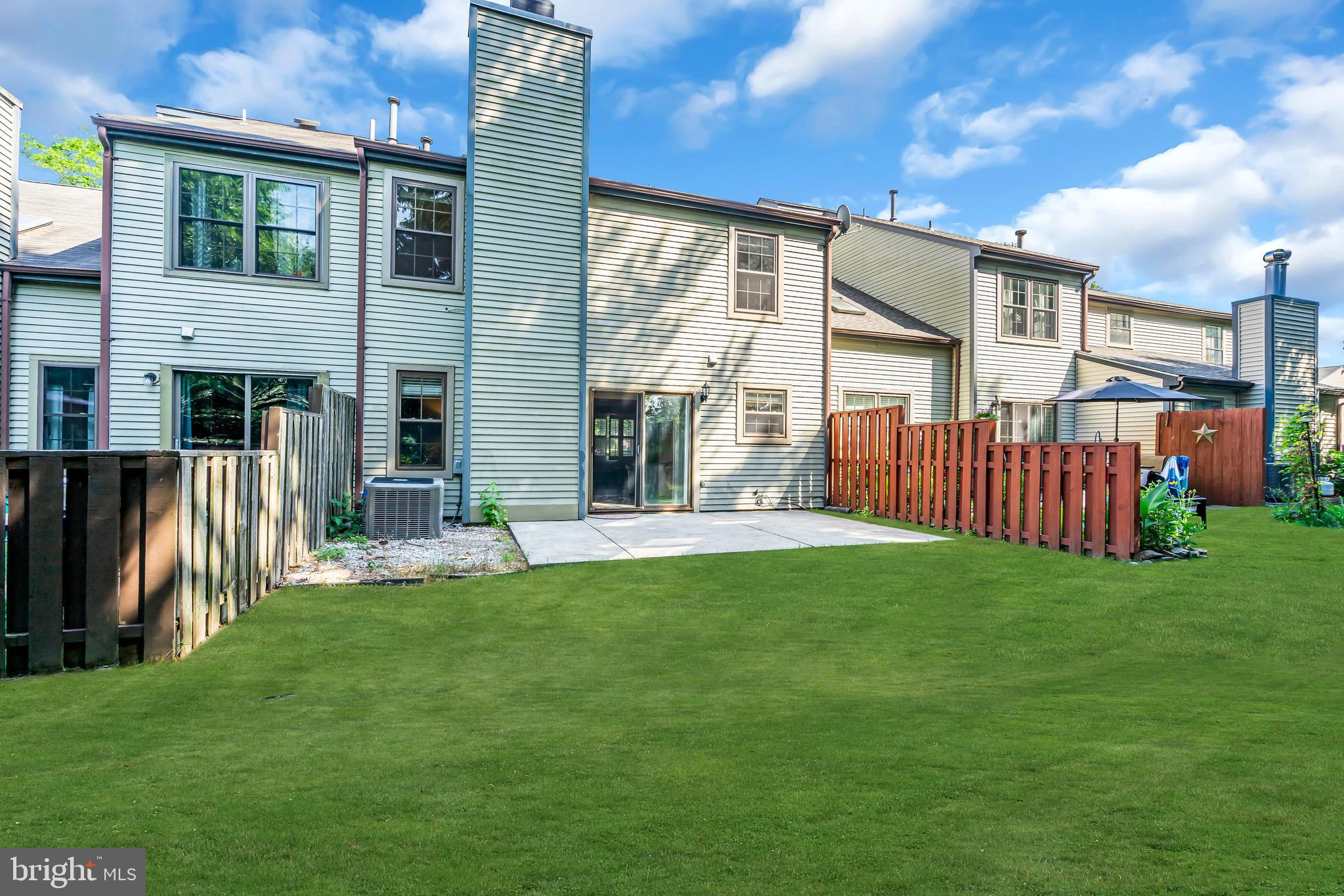 18 Charlene Ct