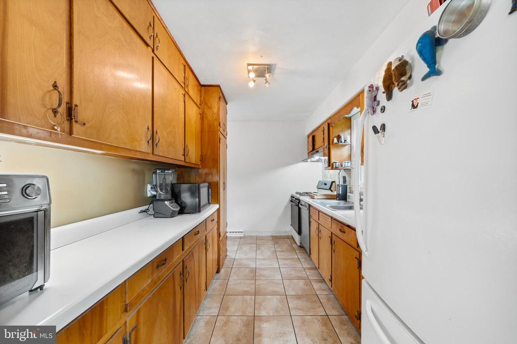 15 Woosamonsa Rd