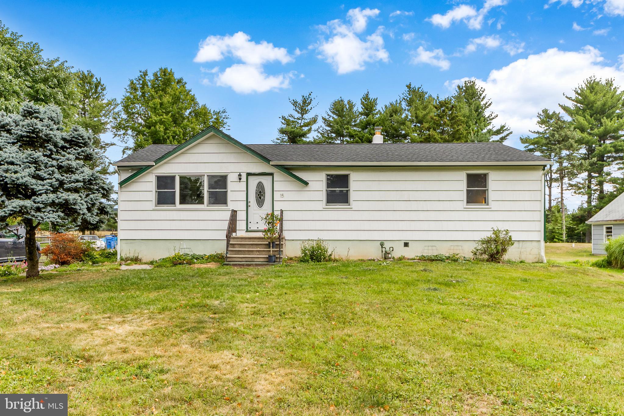15 Woosamonsa Rd