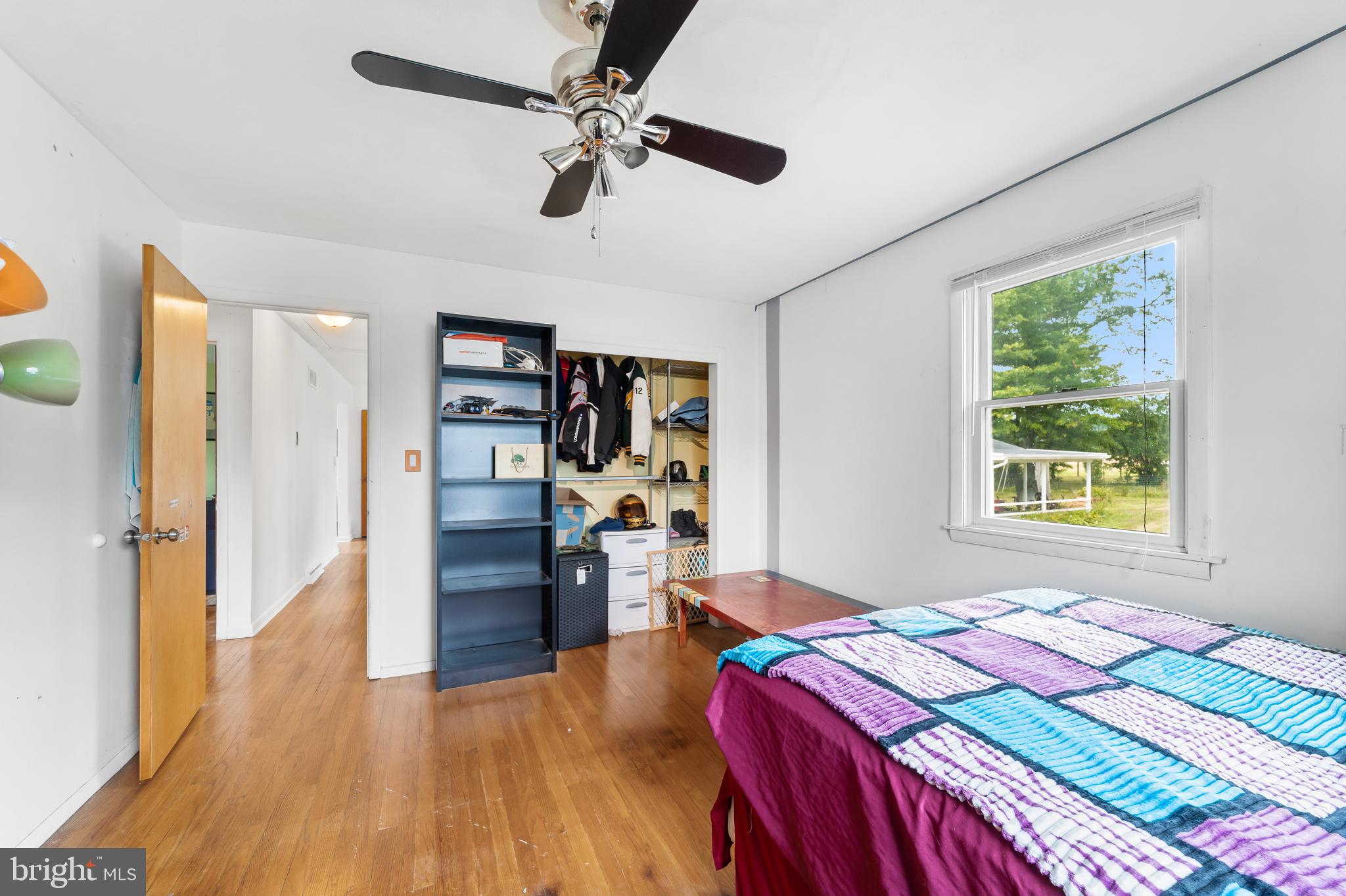 15 Woosamonsa Rd