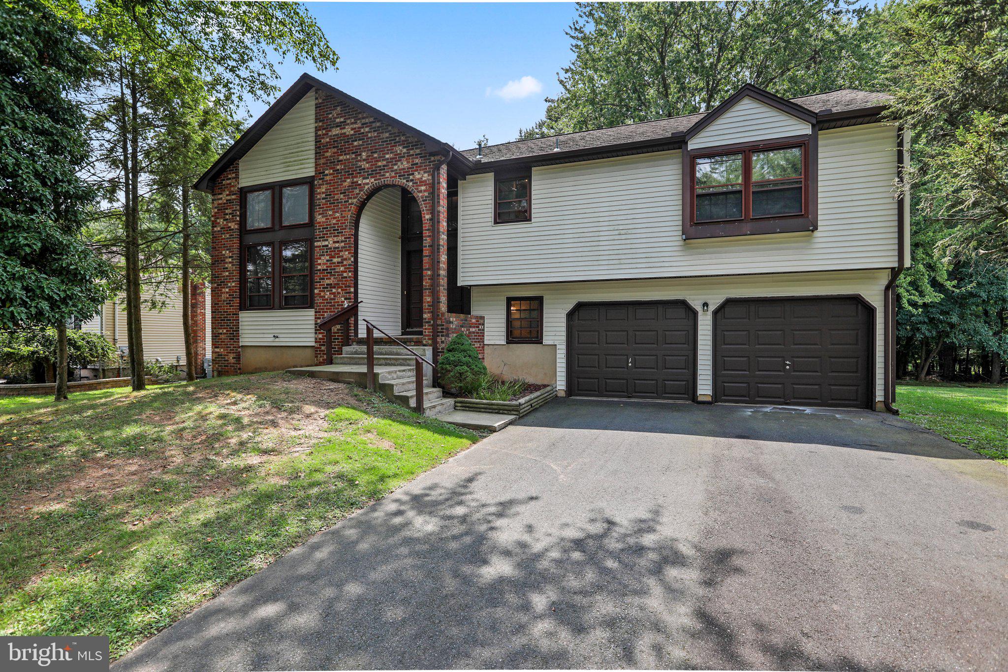 50 Colleen Cir