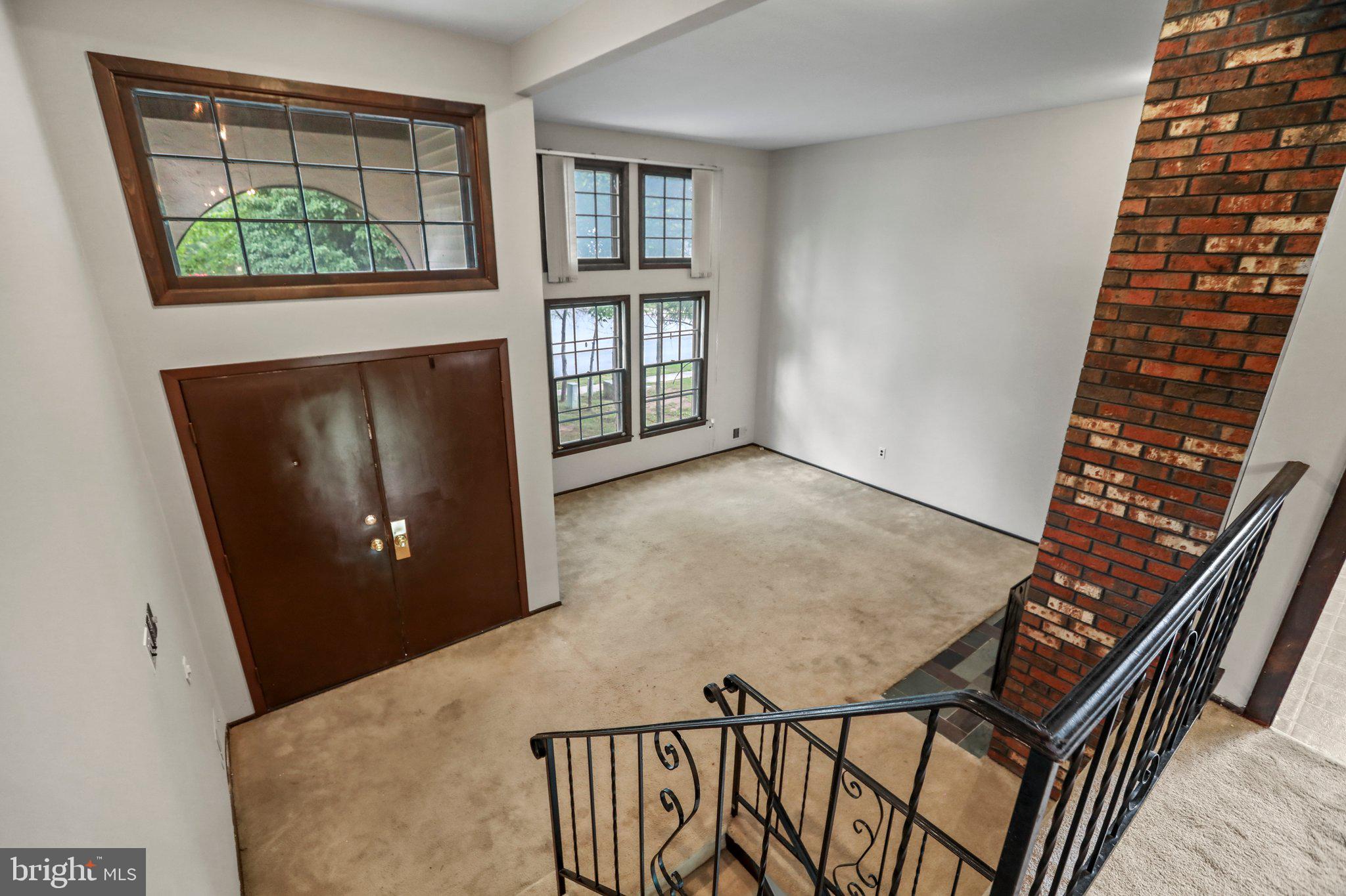 50 Colleen Cir