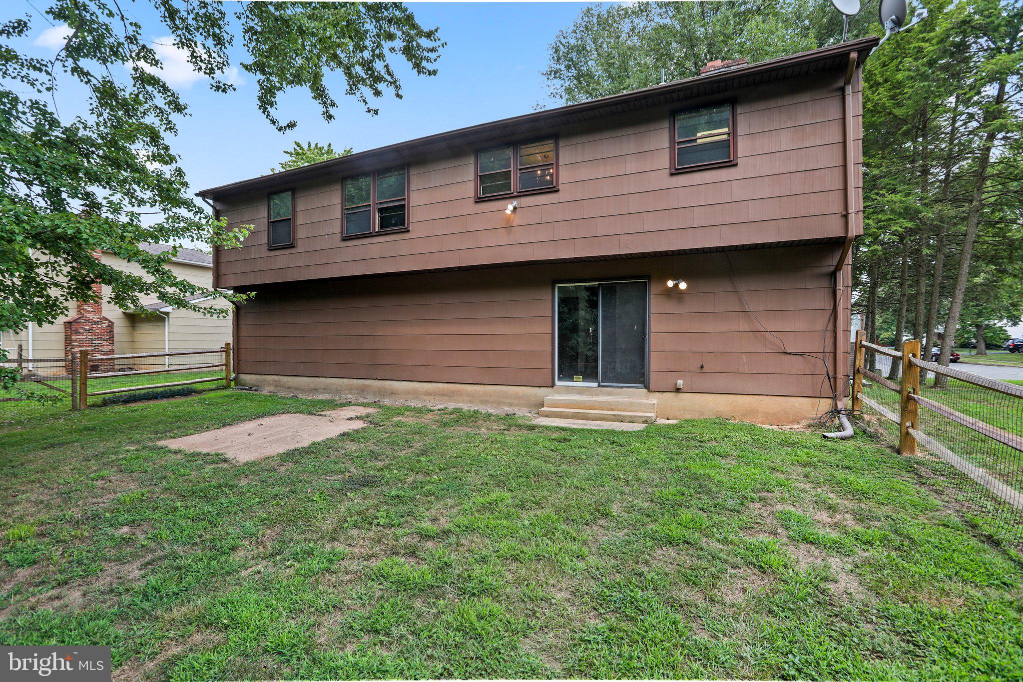 50 Colleen Cir