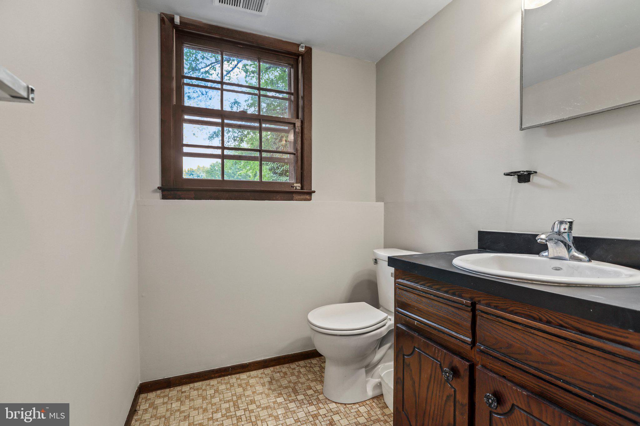 50 Colleen Cir