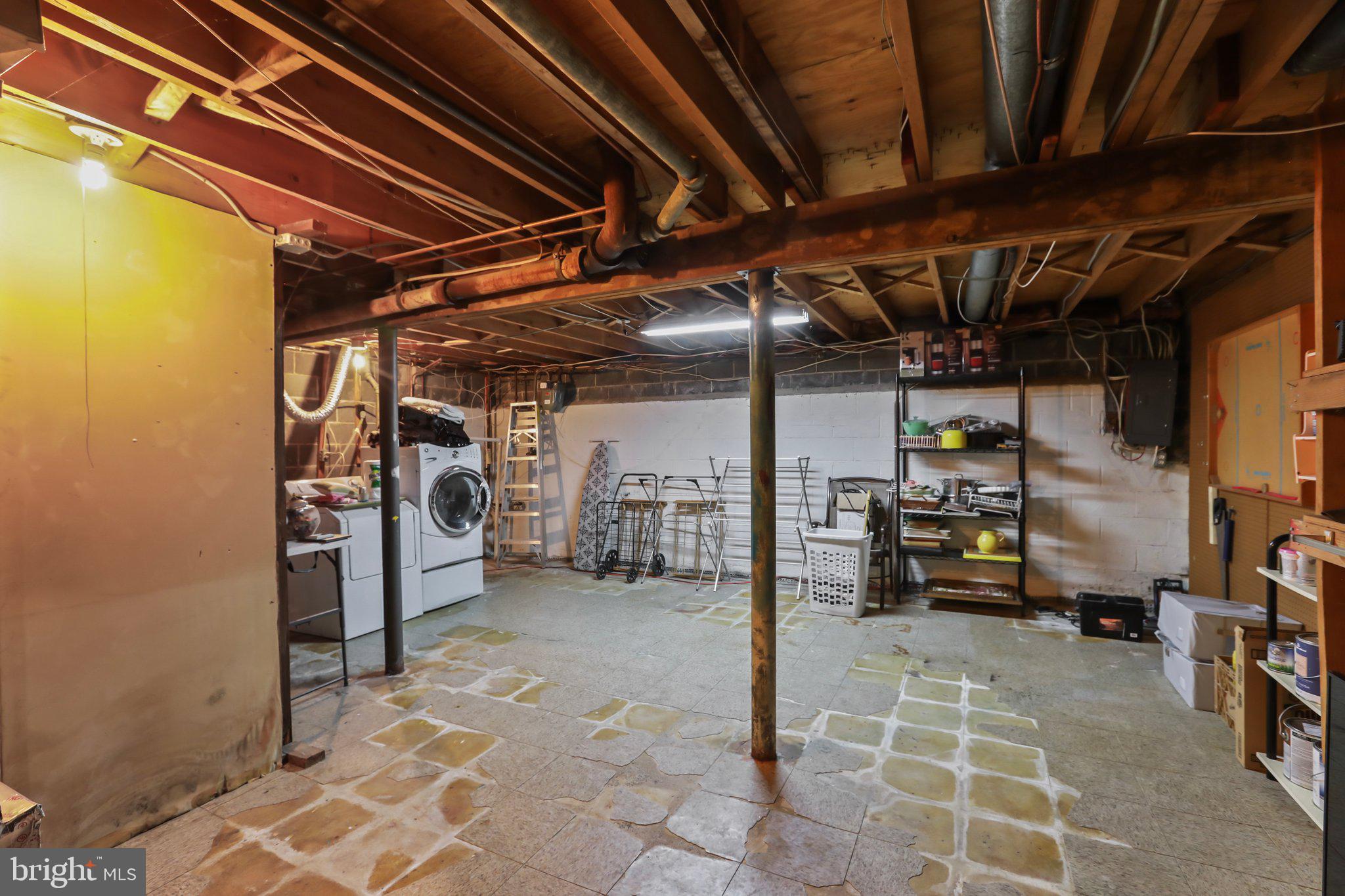 39 Bennington Dr