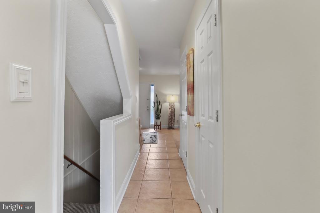 39 Bennington Dr