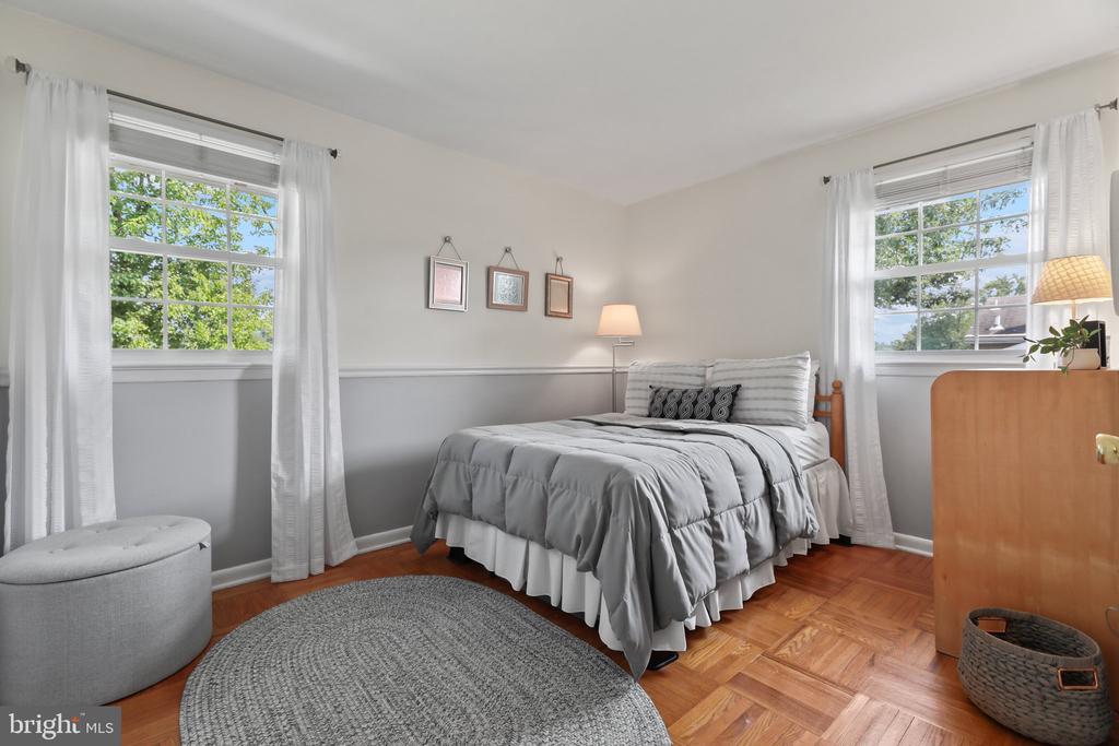12 Overton Rd