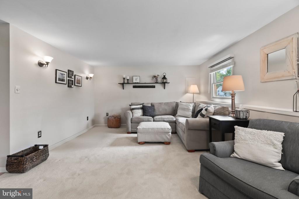 12 Overton Rd