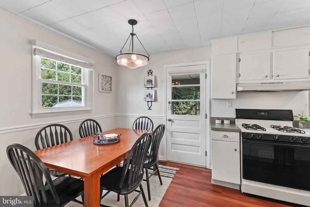 12 Overton Rd