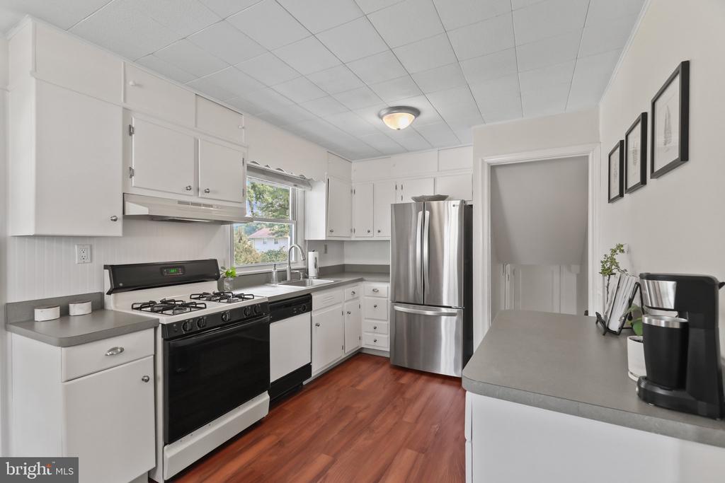 12 Overton Rd