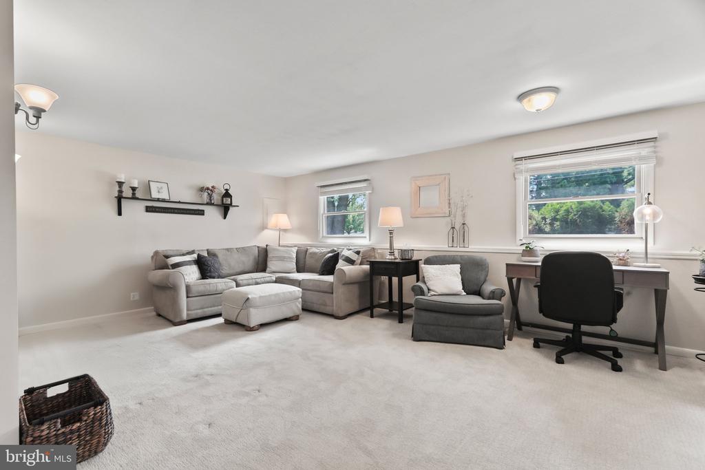 12 Overton Rd