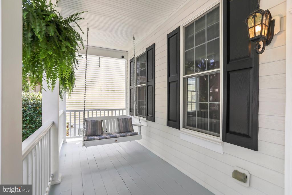 114 George St
