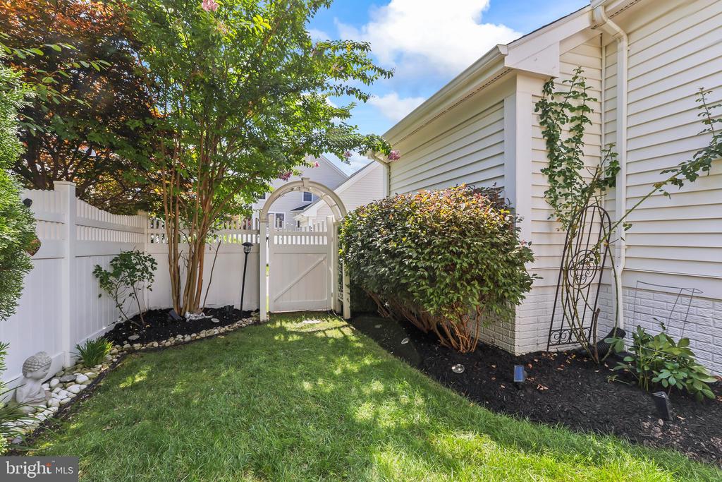 114 George St