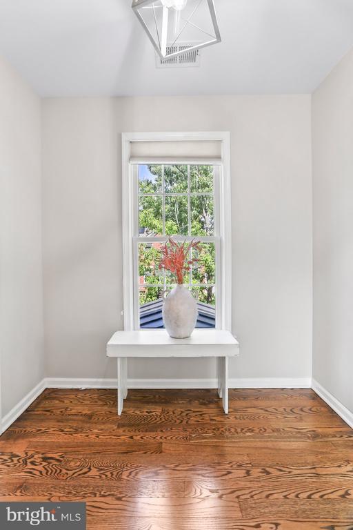114 George St