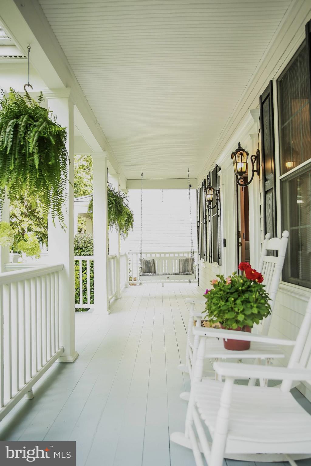 114 George St