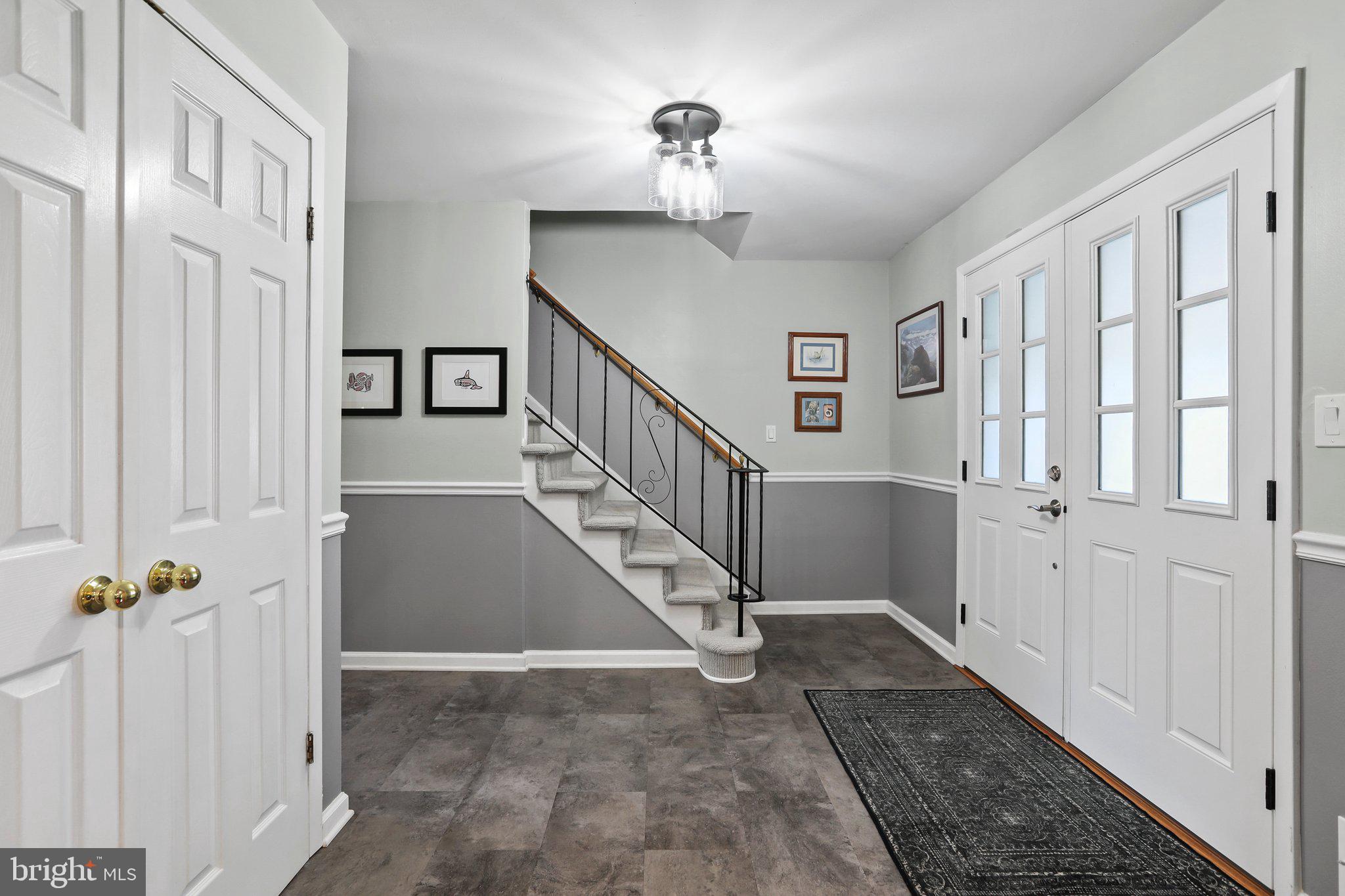 64 Colleen Cir