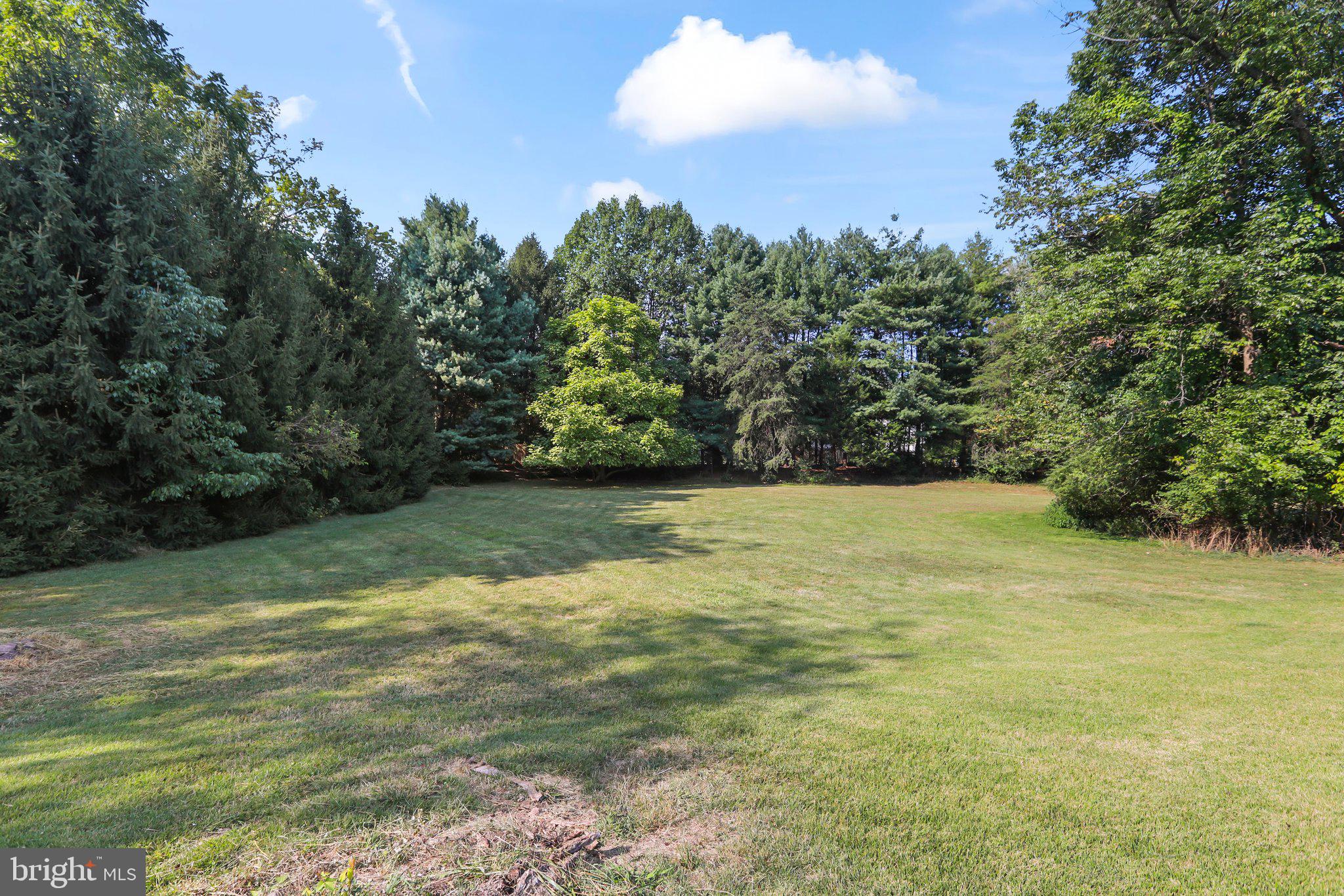 64 Colleen Cir
