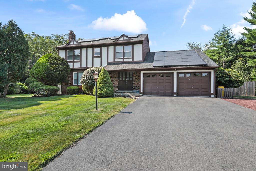 64 Colleen Cir