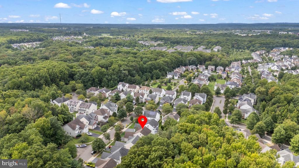 5 Lenmore Ct