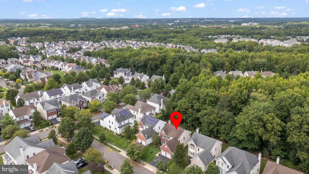 5 Lenmore Ct