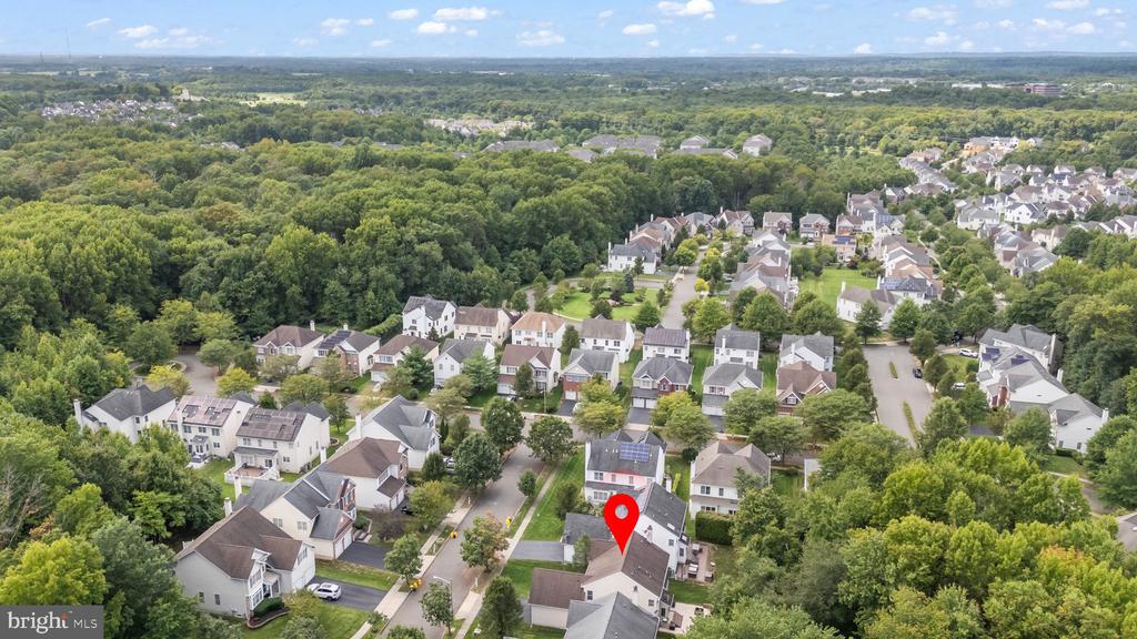 5 Lenmore Ct