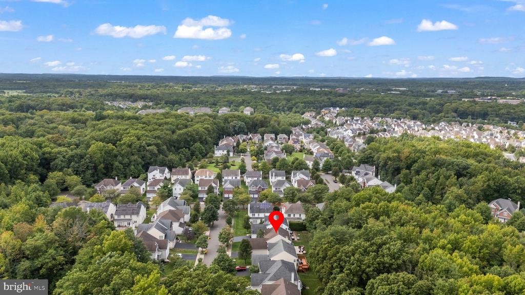 5 Lenmore Ct