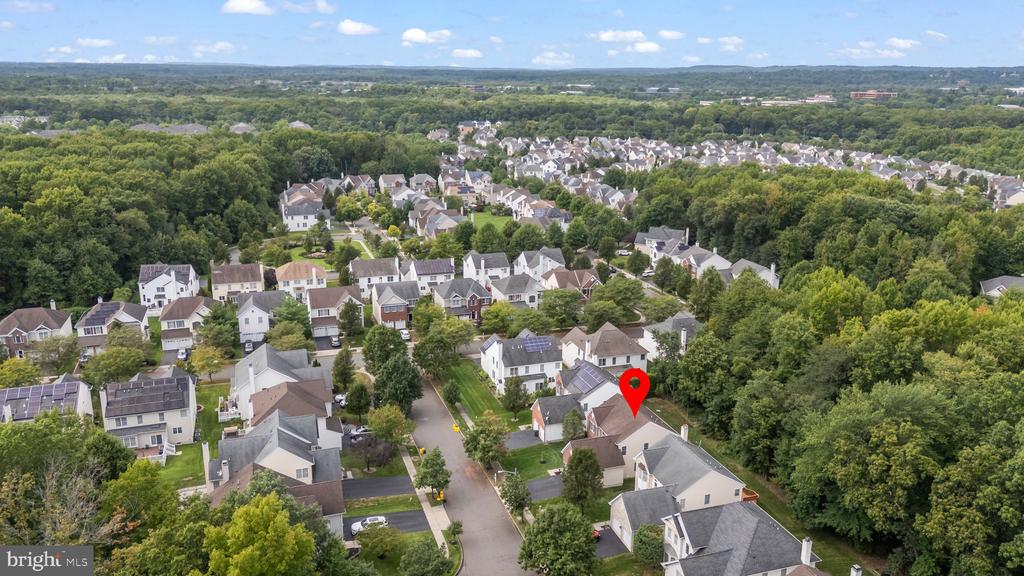 5 Lenmore Ct