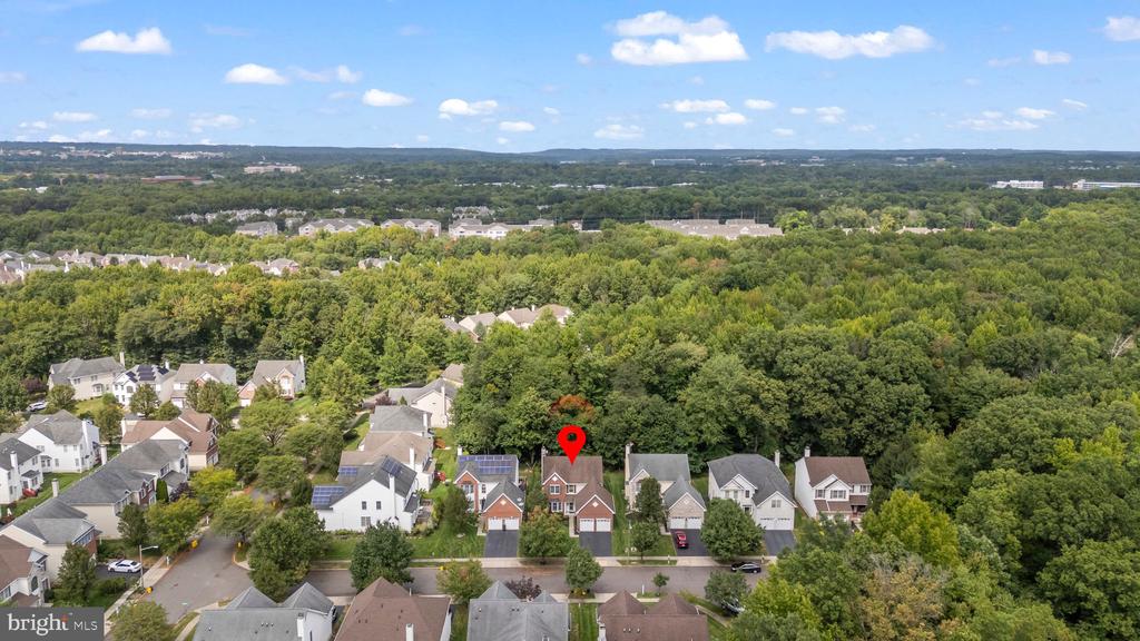 5 Lenmore Ct