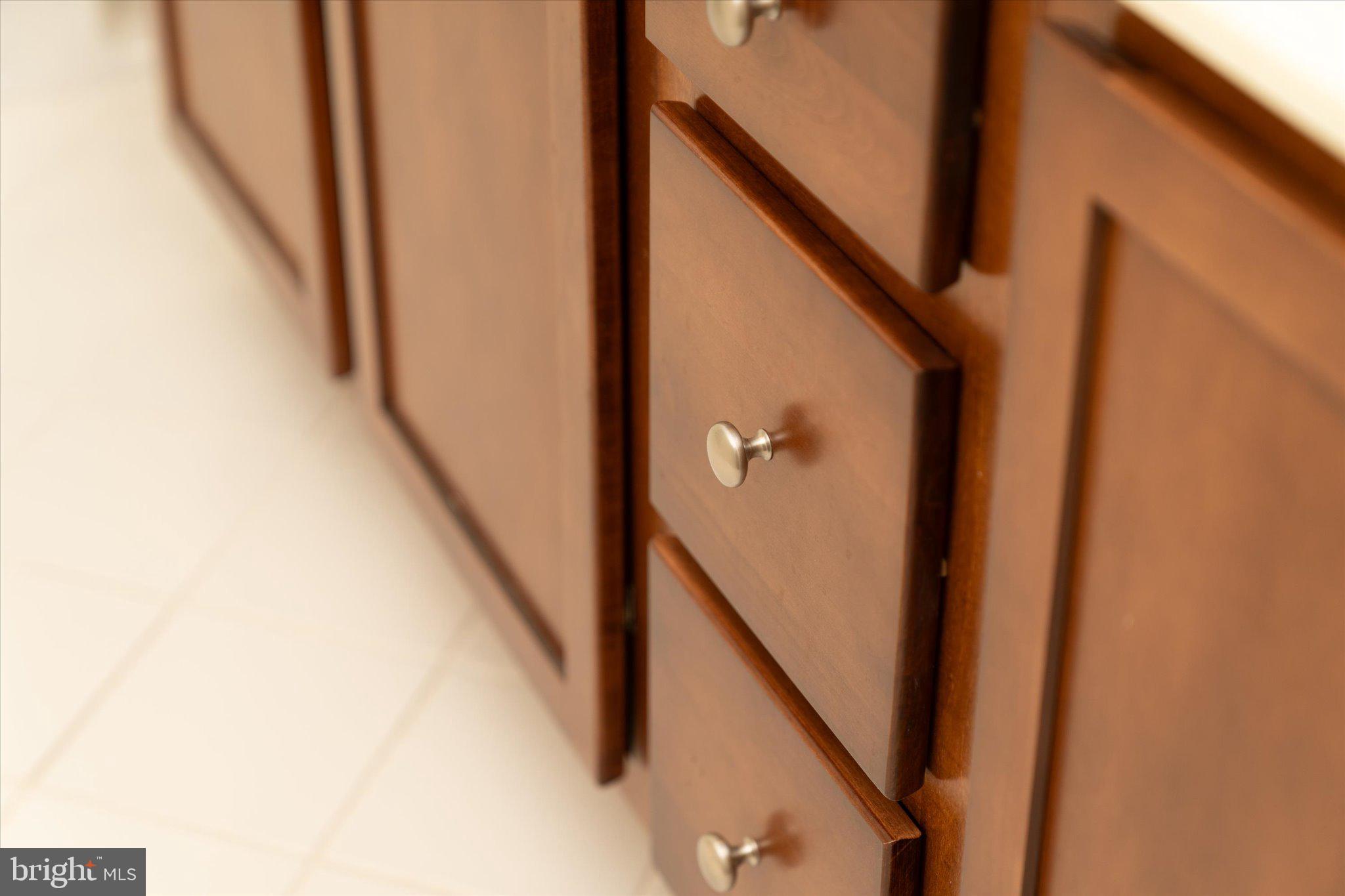 1 N Commerce Sq #309