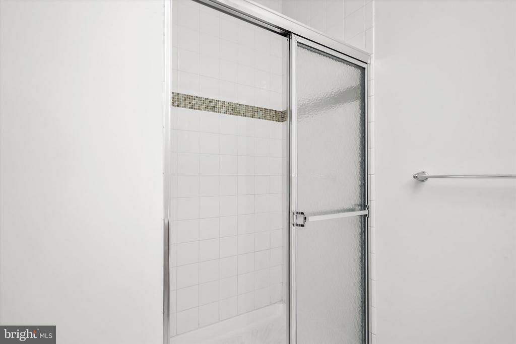 1 N Commerce Sq #309
