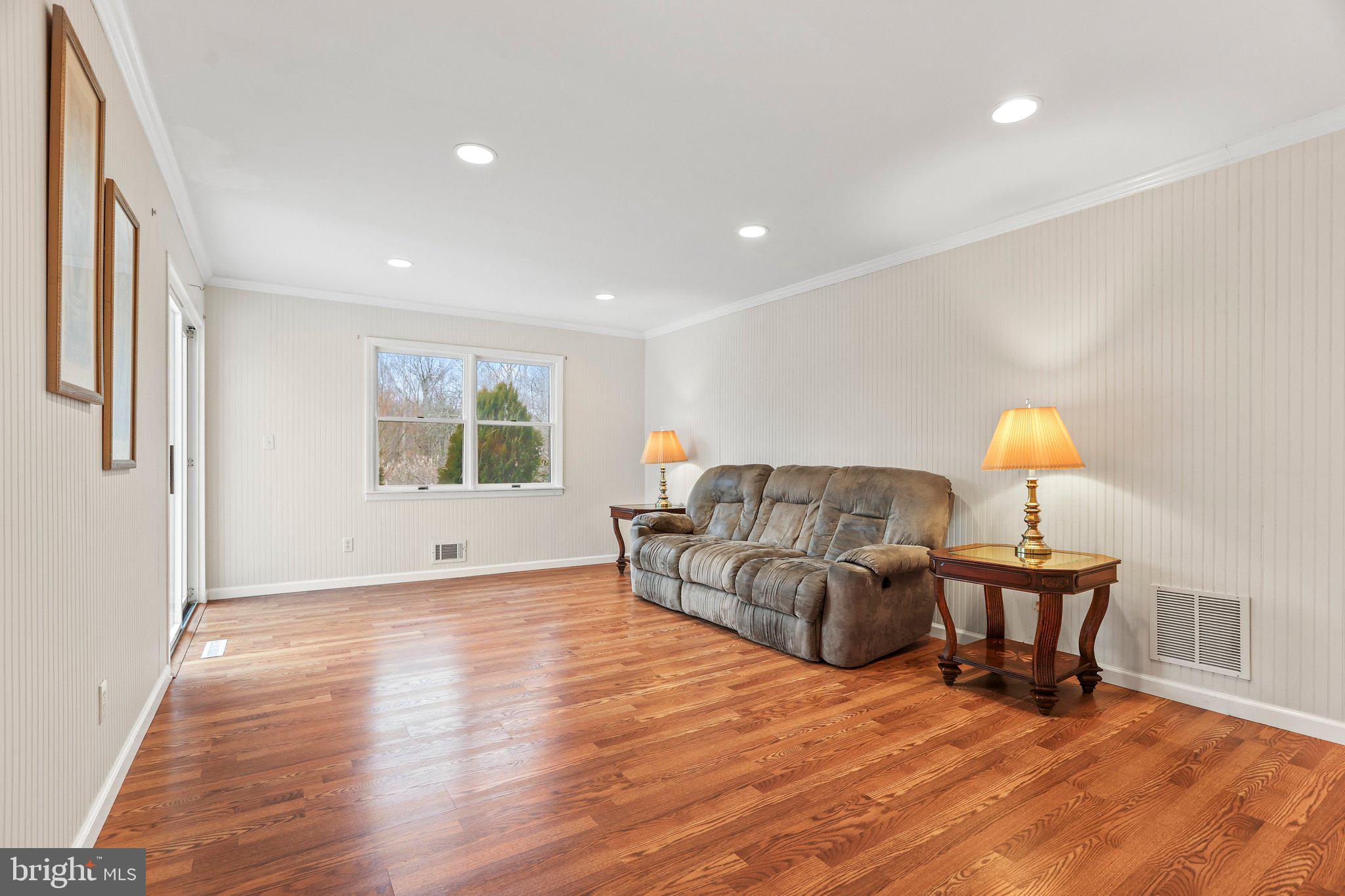 23 Galston Dr