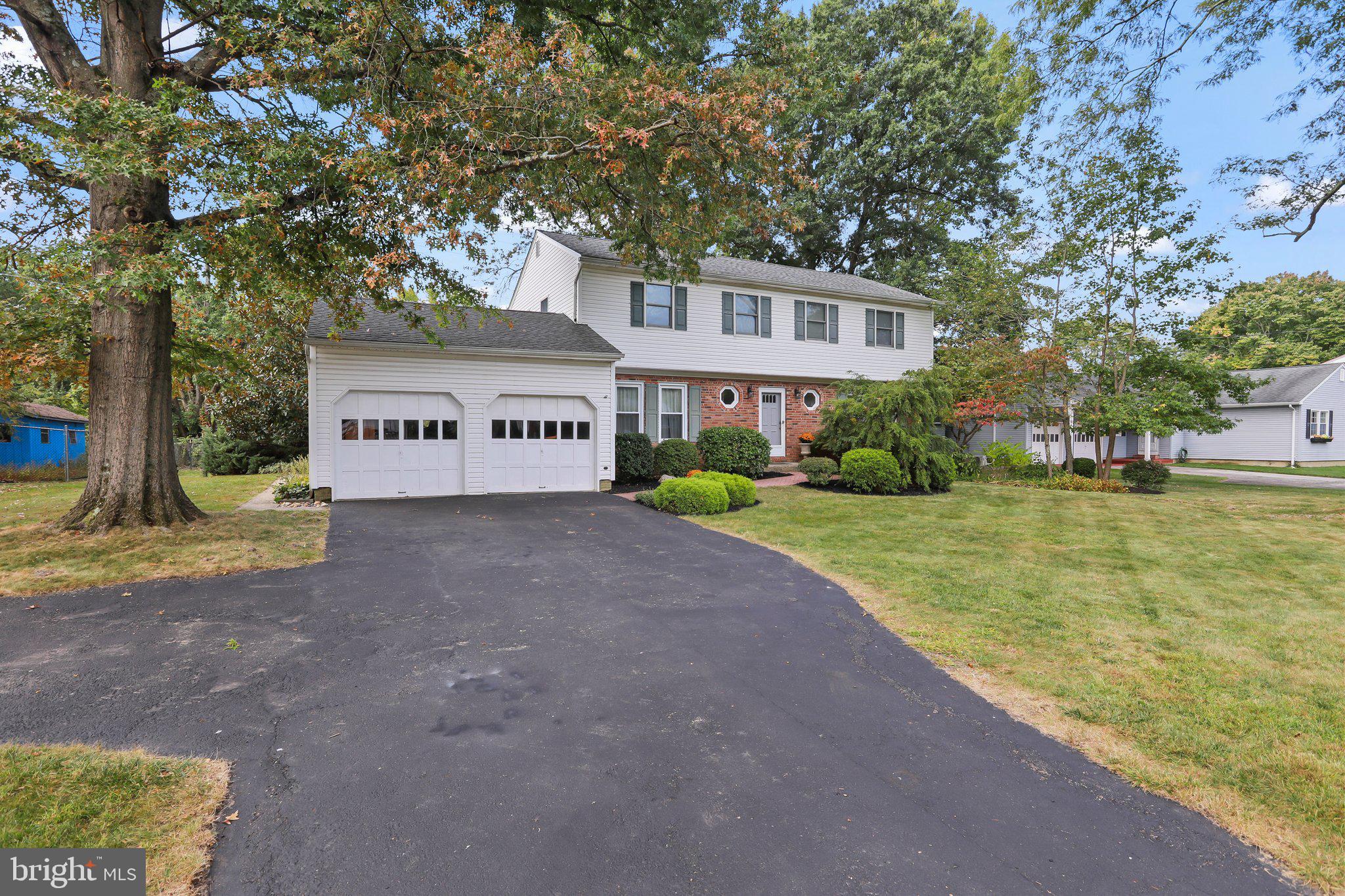 23 Galston Dr