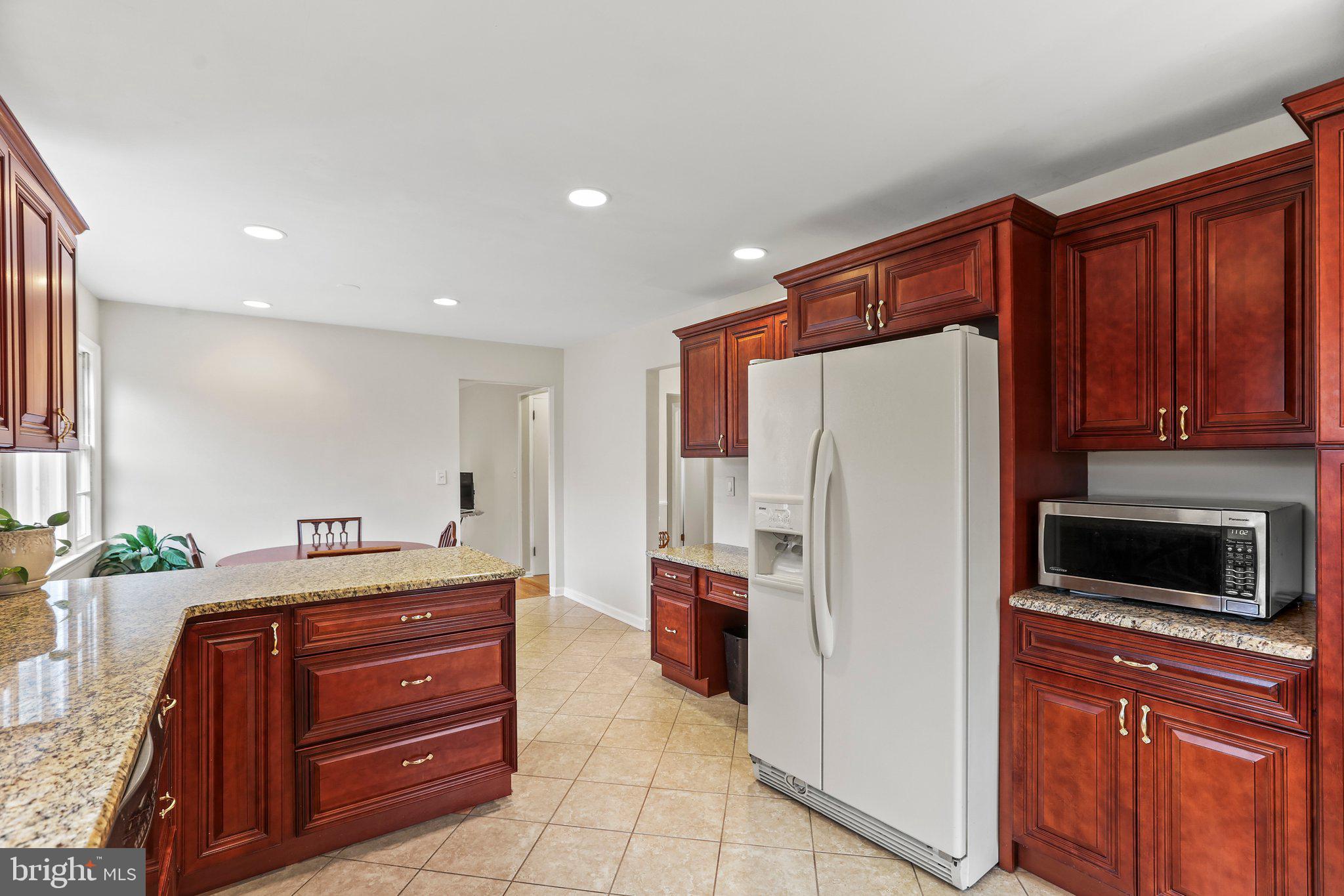 23 Galston Dr