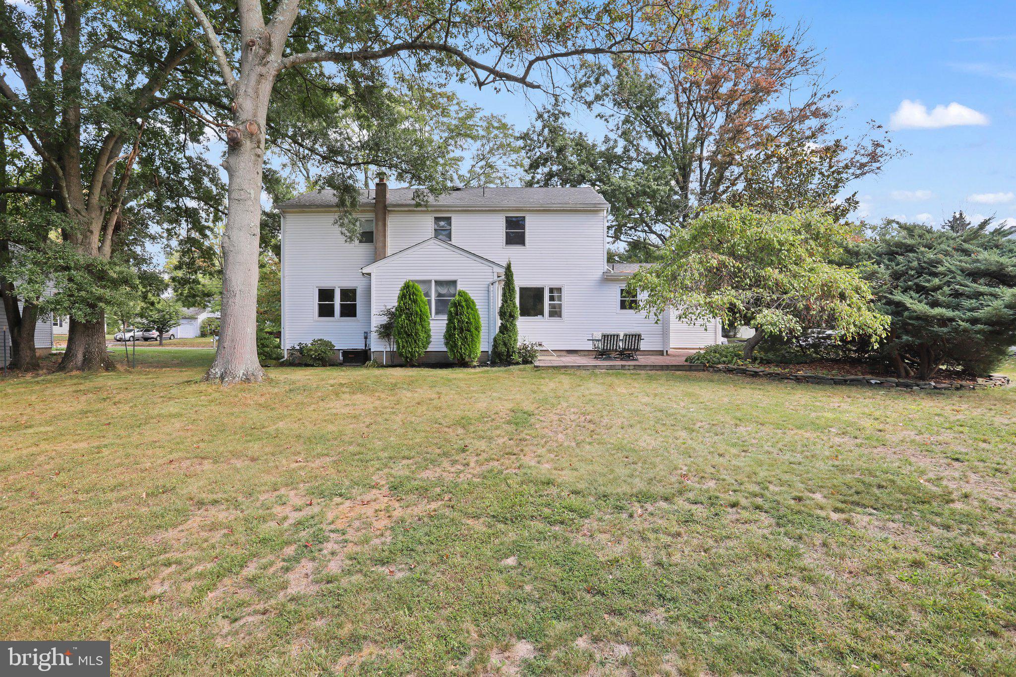 23 Galston Dr