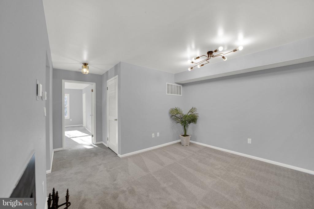 103 Sequoia Ct #7