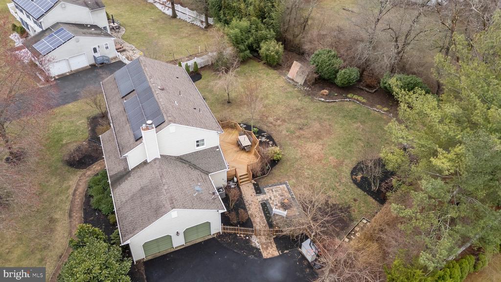 5 Landing Ln