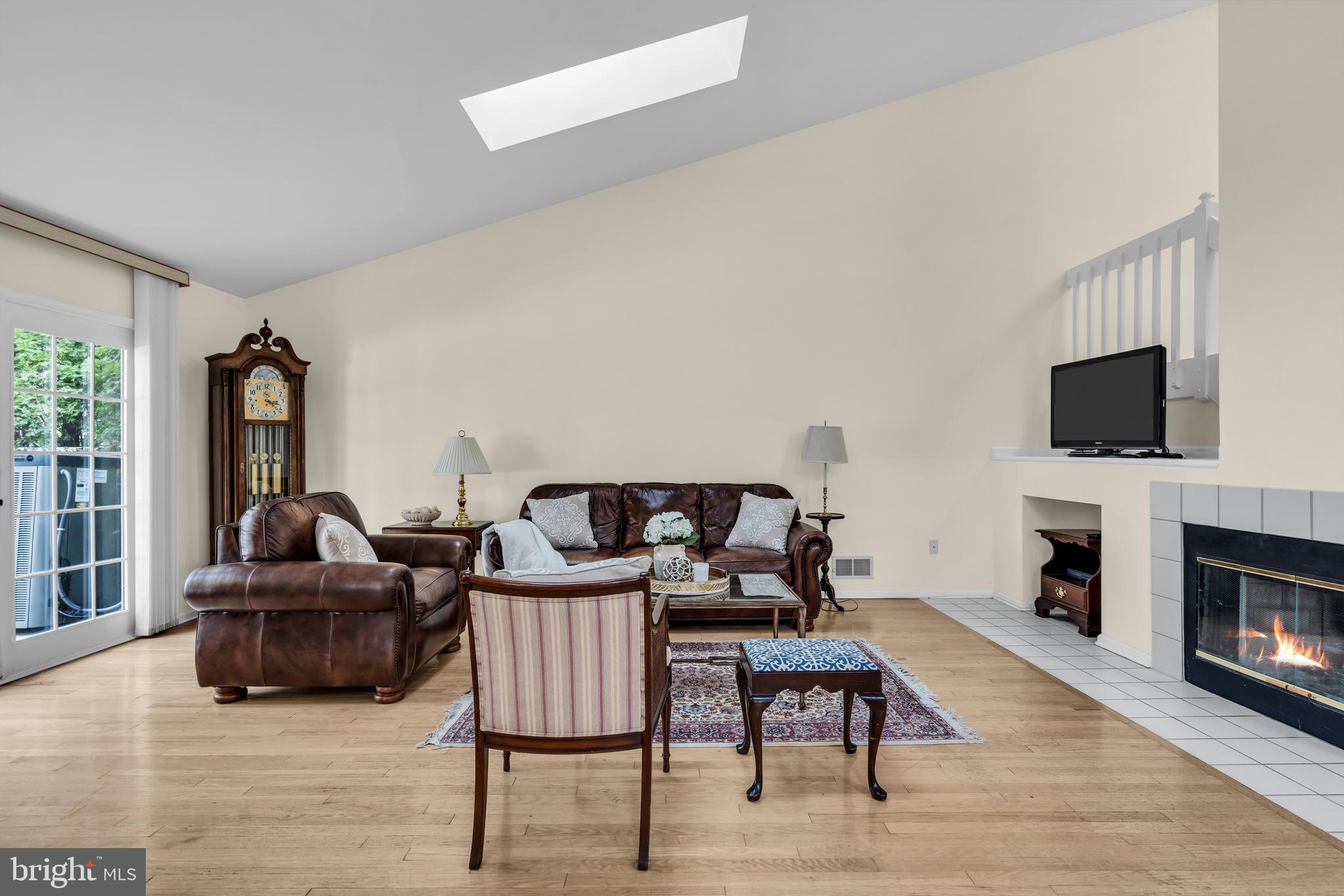 11 Thorngate Ct