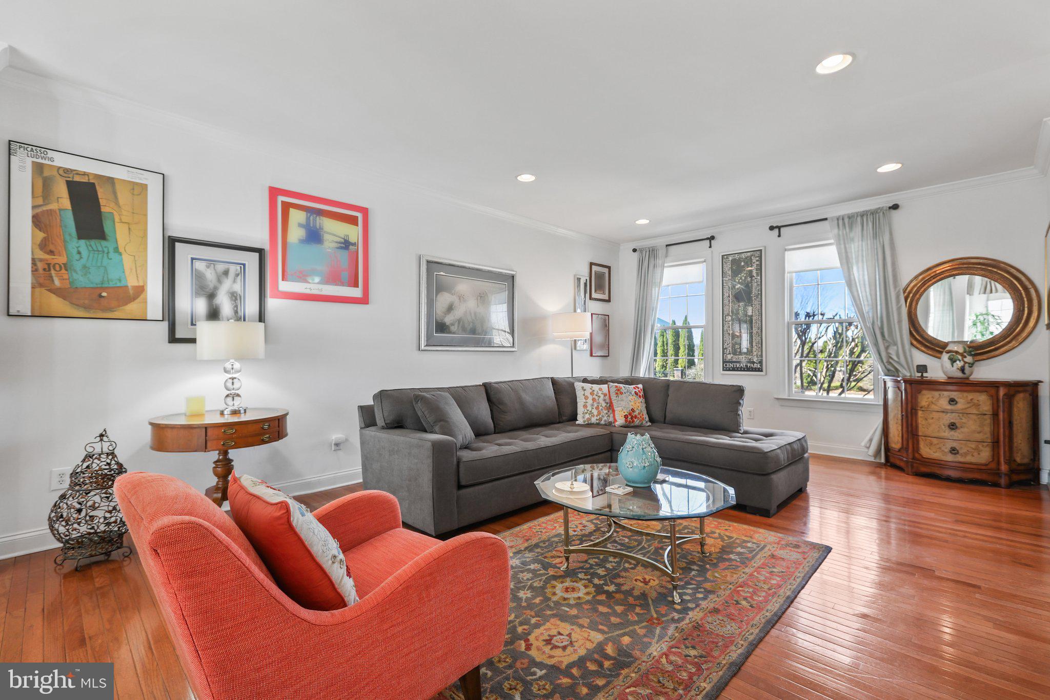 1106 Lake Dr