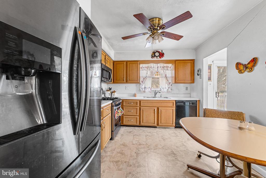 134 Browning Ave