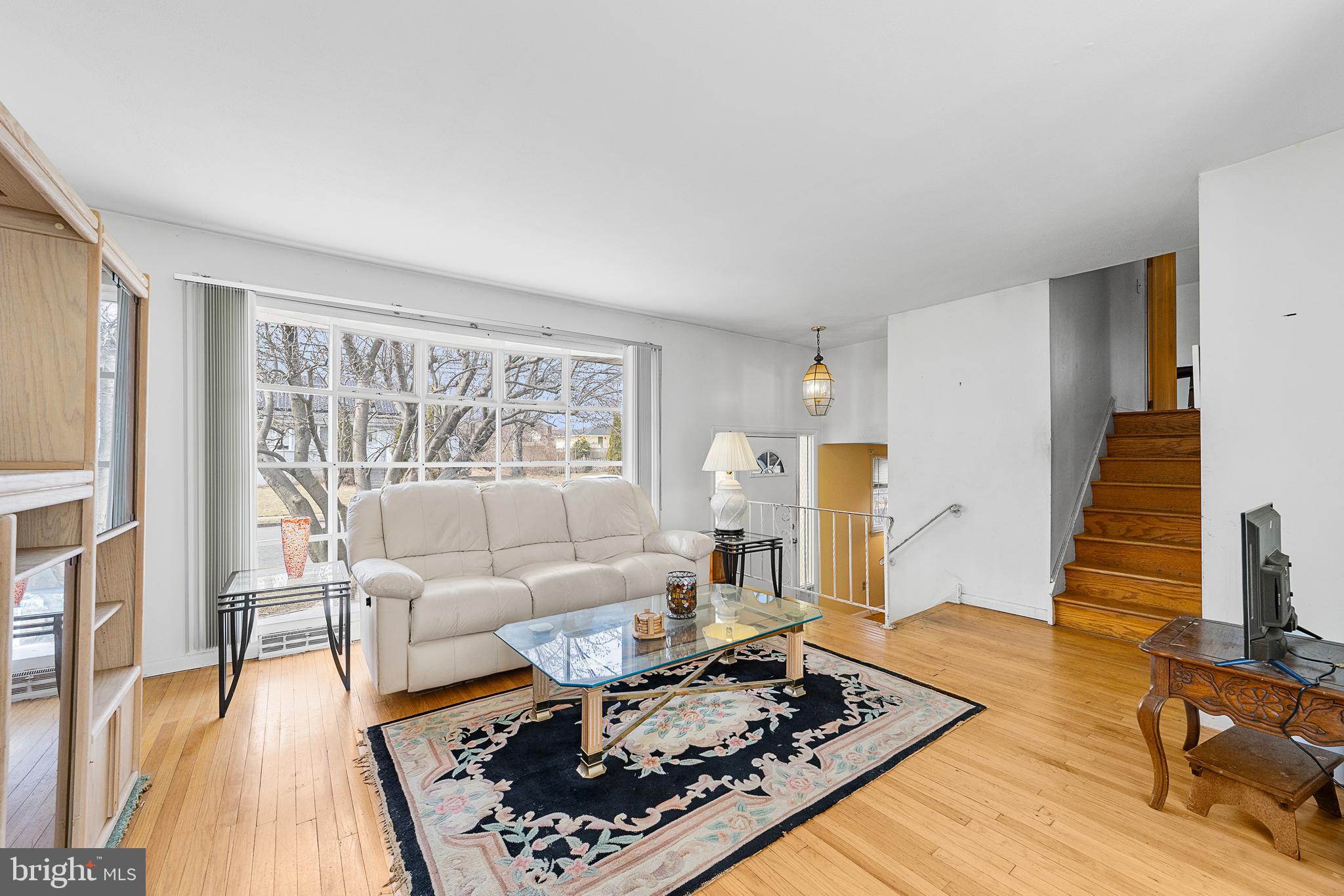 134 Browning Ave