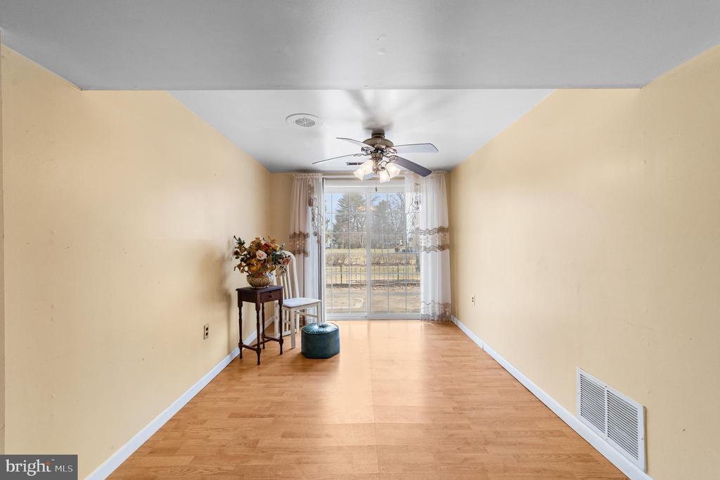 134 Browning Ave