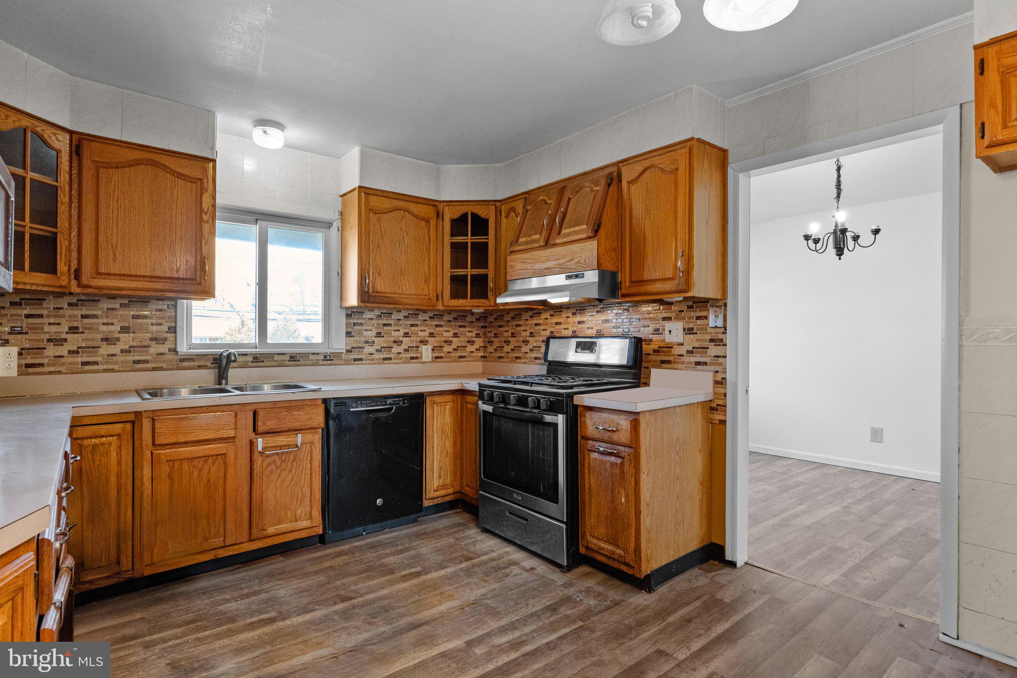 1419 State Highway 33