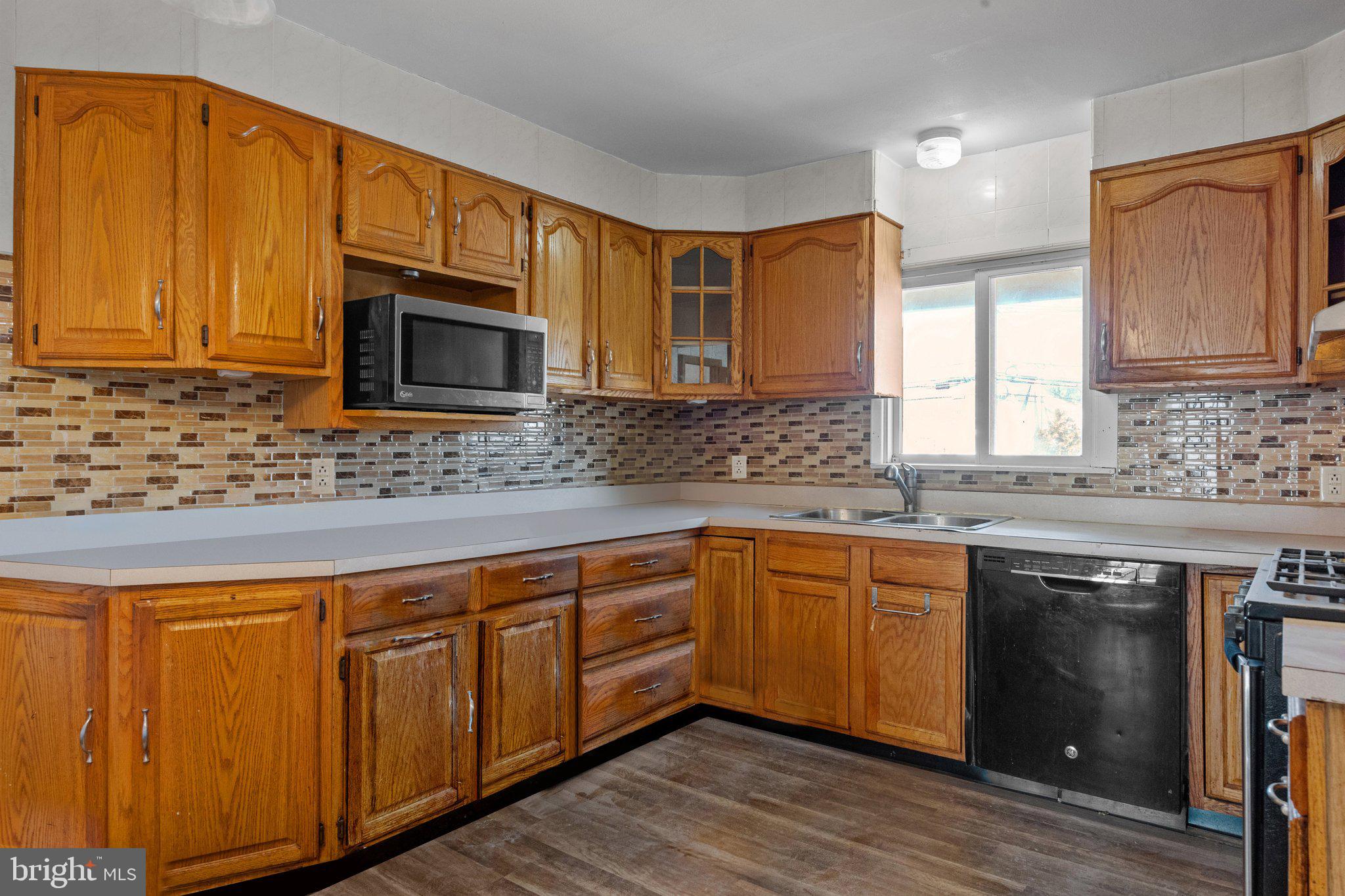 1419 State Highway 33